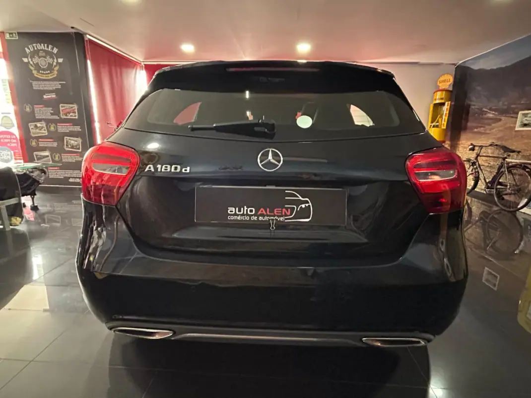 Mercedes-Benz A 180 2016 - 16750 EUR, 201775 km - AUTO.MOTO.pt - 201775km - foto 5 de 23