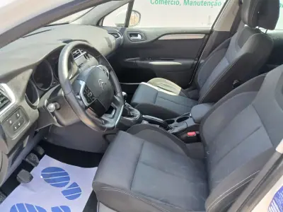 Citroën C4 2014 - 8250 EUR, 133197 km - AUTO.MOTO.pt - 133197km - foto 16 de 27