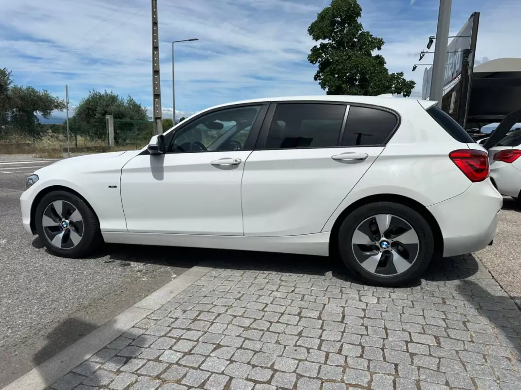 BMW 116 2015 - 16900 EUR, 123849 km - AUTO.MOTO.pt - 123849km - foto 3 de 32