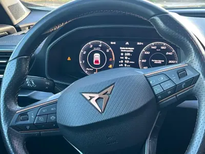 Cupra Formentor 2022 - 26750 EUR, 106924 km - 106924km - foto 14 de 45