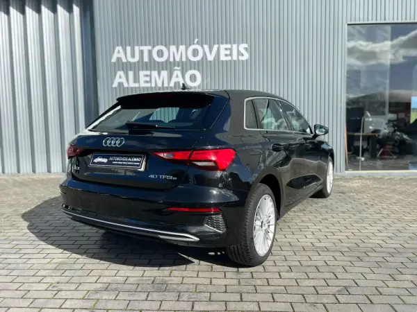 Audi A3 Sportback 2024 - 31000 EUR, 35906 km - AUTO.MOTO.pt - 35906km - foto 6 de 17