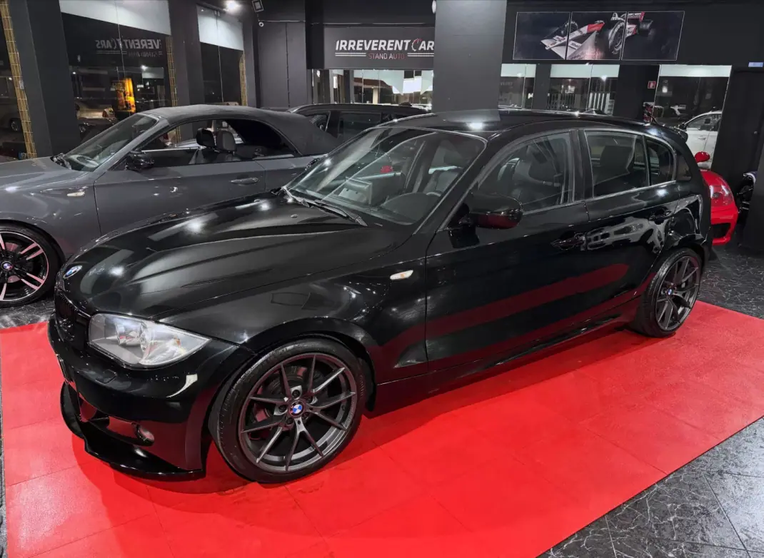 BMW 118 2011 - 12990 EUR, 239176 km - AUTO.MOTO.pt - 239176km - foto 1 de 20