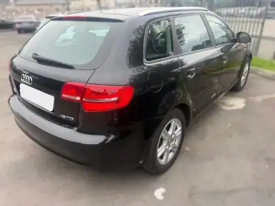 Audi A3 Sportback 2010 - 12250 EUR, 199472 km - AUTO.MOTO.pt - 199472km - foto 5 de 15