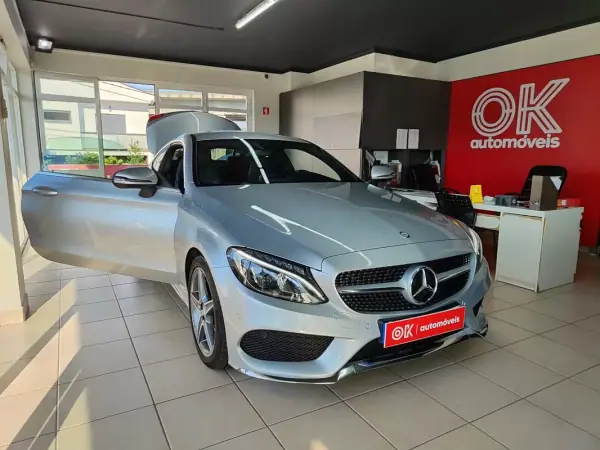 Mercedes-Benz C 250 2016 - 25990 EUR, 219000 km - AUTO.MOTO.pt - 219000km - foto 11 de 38