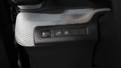 Citroën e-C3 2025 - 21750 EUR, 23000 km - AUTO.MOTO.pt - 23000km - foto 20 de 32