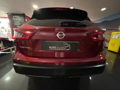 Nissan Qashqai 2018 - 15000 EUR, 84774 km - AUTO.MOTO.pt - 84774km - foto 5 de 23