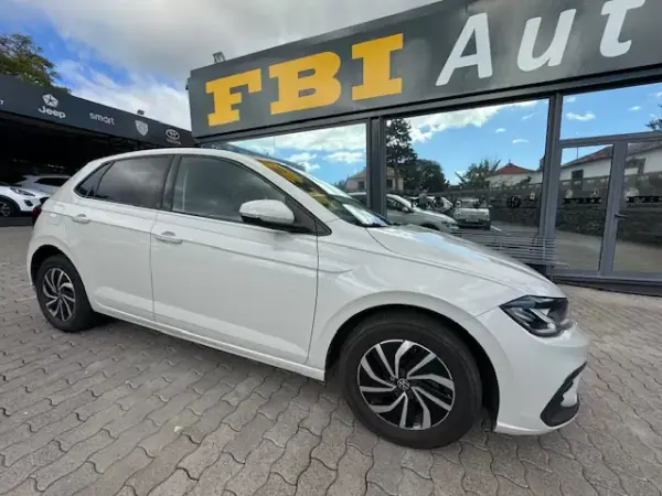 Volkswagen Polo 2022 - 15900 EUR, 75579 km - AUTO.MOTO.pt - 75579km - foto 6 de 12