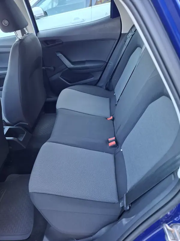SEAT Ibiza 2018 - 11350 EUR, 103500 km - AUTO.MOTO.pt - 103500km - foto 15 de 30
