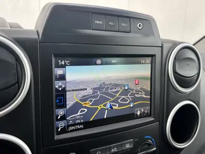 Peugeot Partner 2018 - 14900 EUR, 140000 km - AUTO.MOTO.pt - 140000km - foto 27 de 37