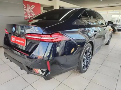 BMW 530e 2024 - 52500 EUR, 11000 km - AUTO.MOTO.pt - 11000km - foto 3 de 41