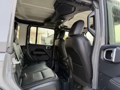 Jeep Wrangler Unlimited 2019 - 70000 EUR, 88541 km - AUTO.MOTO.pt - 88541km - foto 9 de 17