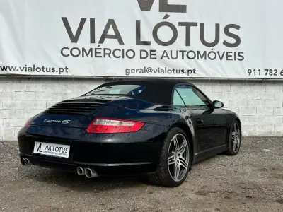 Porsche 911 2007 - 74500 EUR, 98000 km - AUTO.MOTO.pt - 98000km - foto 14 de 18