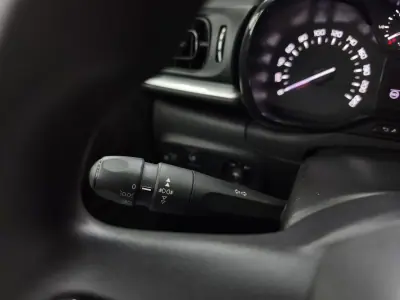 Citroën C3 2018 - 9950 EUR, 133750 km - AUTO.MOTO.pt - 133750km - foto 25 de 43