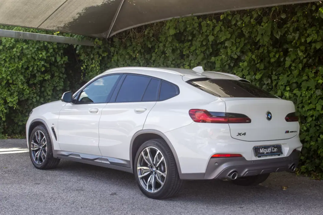 BMW X4 2018 - 39900 EUR, 114000 km - 114000km - foto 10 de 18