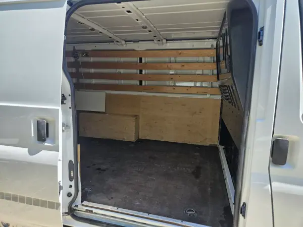 Ford TRANSIT 2.0 D 170 CV L4H4 2012 - 9950 EUR, 217000 km - AUTO.MOTO.pt - 217000km - foto 7 de 11