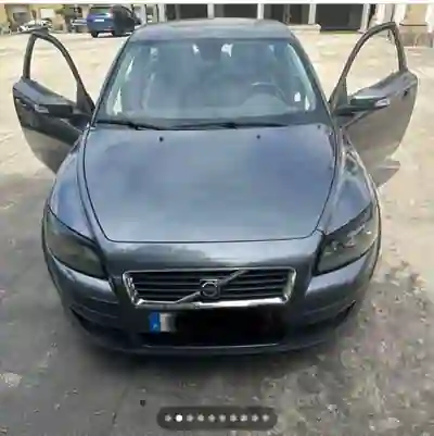 Volvo C30 2009 - 4765 EUR, 241000 km - 241000km - foto 3 de 11