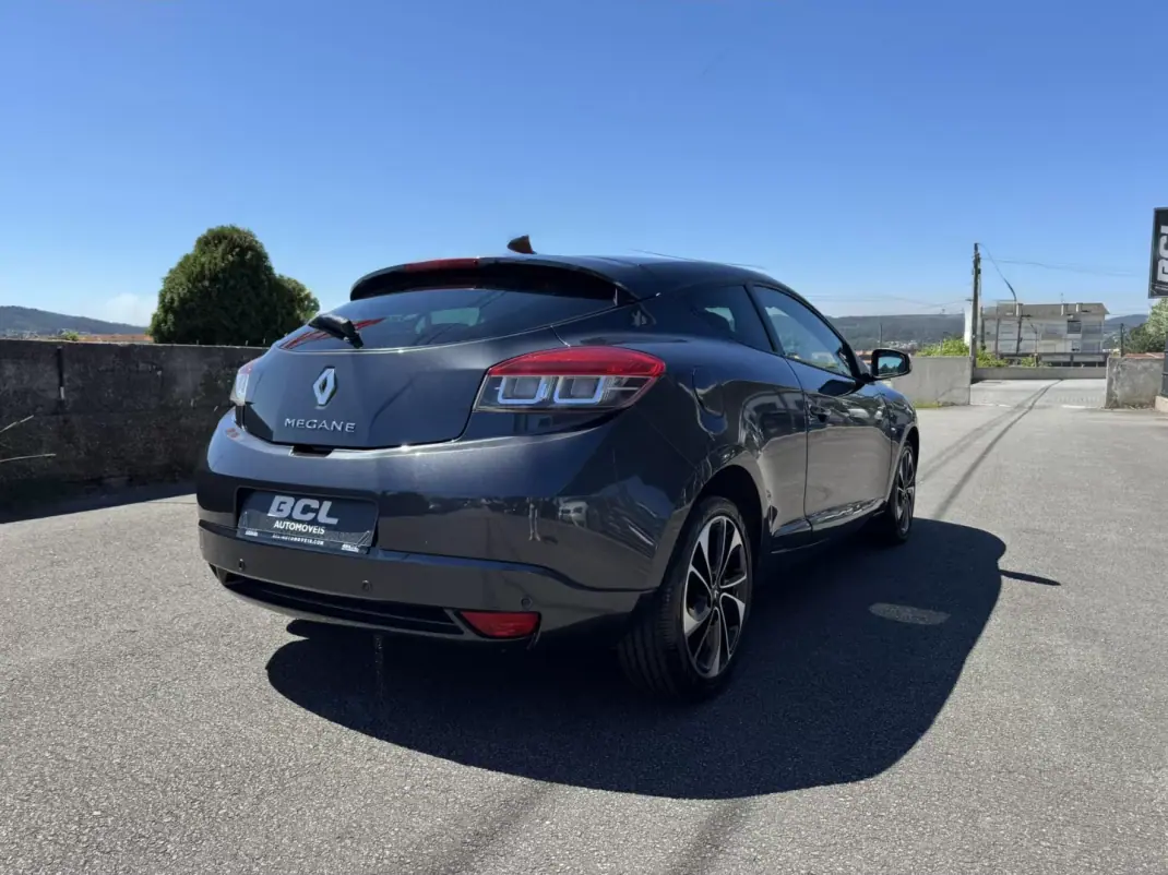 Renault Mégane Coupe 2014 - 11990 EUR, 231000 km - 231000km - foto 7 de 37