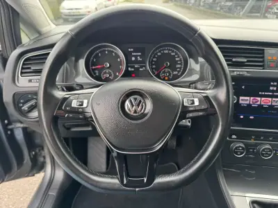 Volkswagen Golf 2019 - 15990 EUR, 95000 km - AUTO.MOTO.pt - 95000km - foto 14 de 27