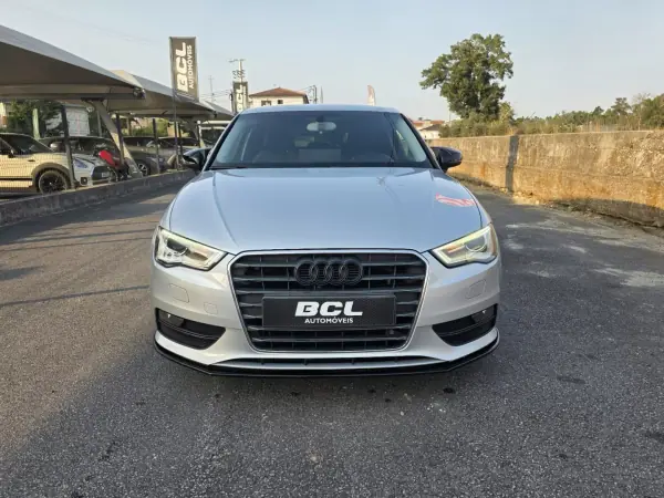 Audi A3 2013 - 12990 EUR, 203000 km - 203000km - foto 2 de 37
