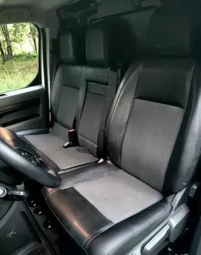 Peugeot Expert 2019 - 14990 EUR, 158000 km - AUTO.MOTO.pt - 158000km - foto 10 de 10