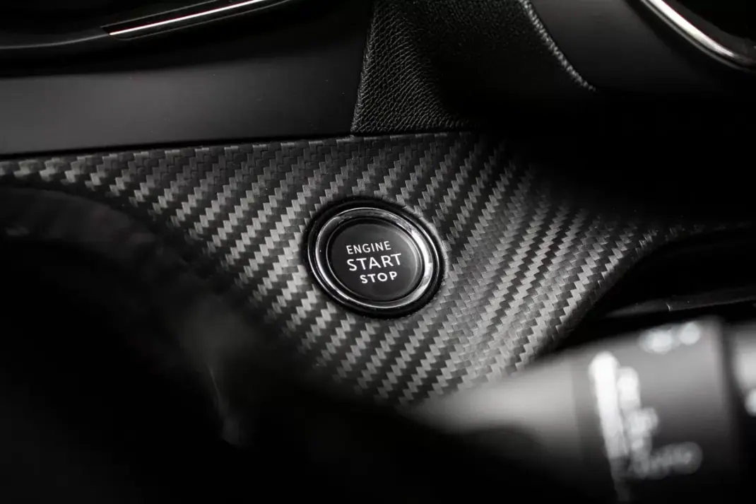 Peugeot e-208 2023 - 17800 EUR, 18457 km - AUTO.MOTO.pt - 18457km - foto 18 de 41