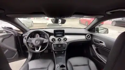 Mercedes-Benz CLA 200 2016 - 19999 EUR, 199000 km - AUTO.MOTO.pt - 199000km - foto 17 de 33