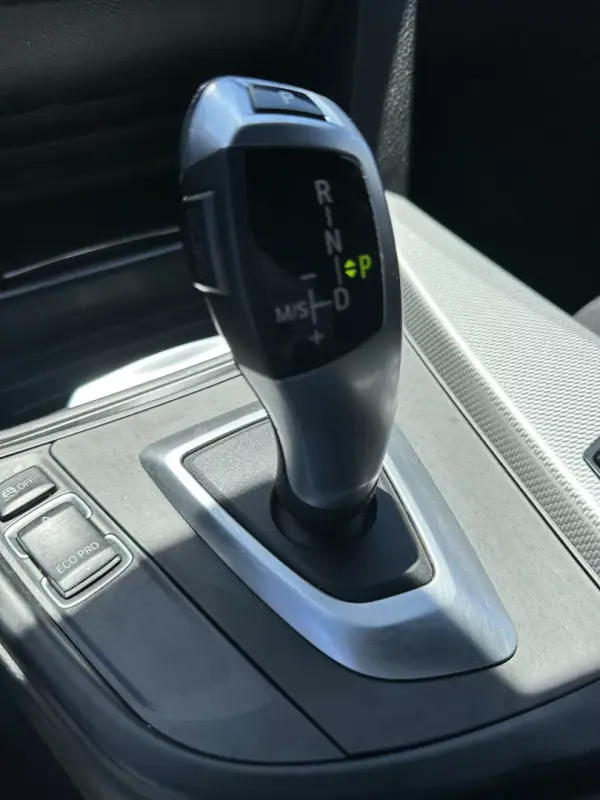 BMW 420 Gran Coupé 2014 - 17900 EUR, 280000 km - AUTO.MOTO.pt - 280000km - foto 47 de 68