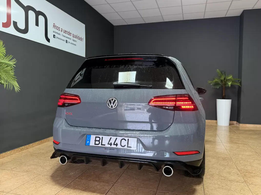 Volkswagen Golf 2019 - 30999 EUR, 99874 km - AUTO.MOTO.pt - 99874km - foto 5 de 20