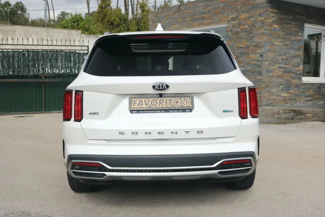 Kia Sorento 2021 - 37500 EUR, 46923 km - AUTO.MOTO.pt - 46923km - foto 14 de 31