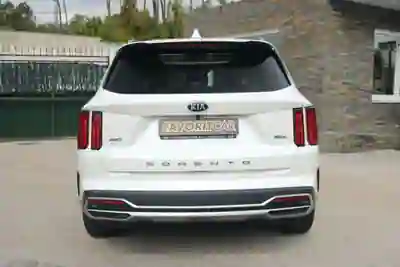 Kia Sorento 2021 - 37500 EUR, 46923 km - AUTO.MOTO.pt - 46923km - foto 14 de 31