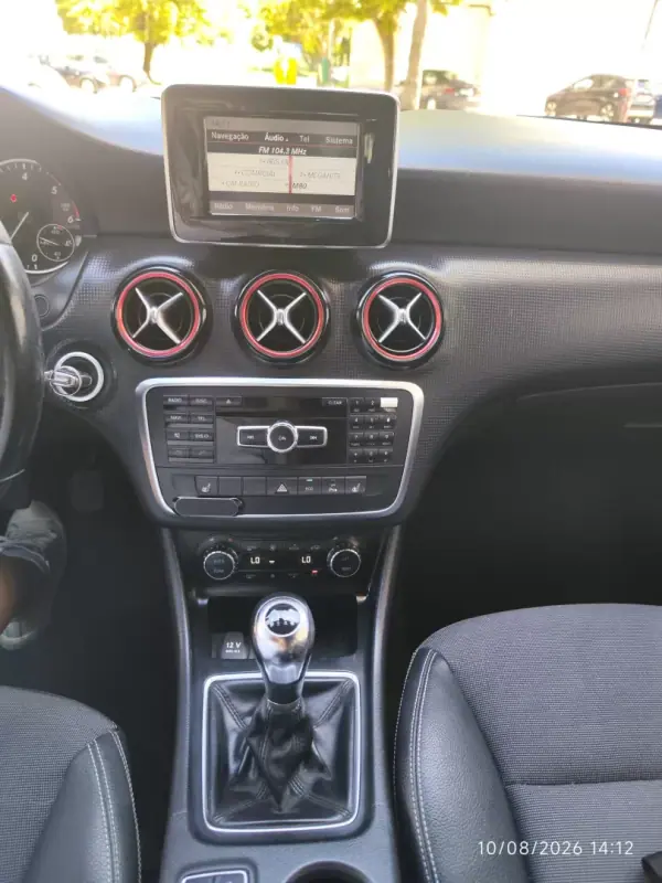 Mercedes-Benz A 180 2013 - 11780 EUR, 215000 km - AUTO.MOTO.pt - 215000km - foto 30 de 39