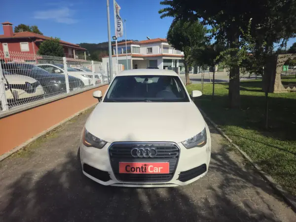 Audi A1 Sportback 1.2 TFSi Admired 2015 Petrol