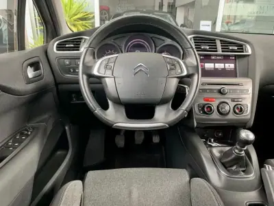 Citroën C4 2016 - 10900 EUR, 147000 km - AUTO.MOTO.pt - 147000km - foto 10 de 19