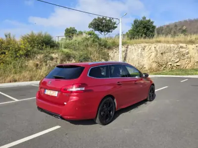 Peugeot 308 SW 2015 - 14490 EUR, 175000 km - AUTO.MOTO.pt - 175000km - foto 11 de 19