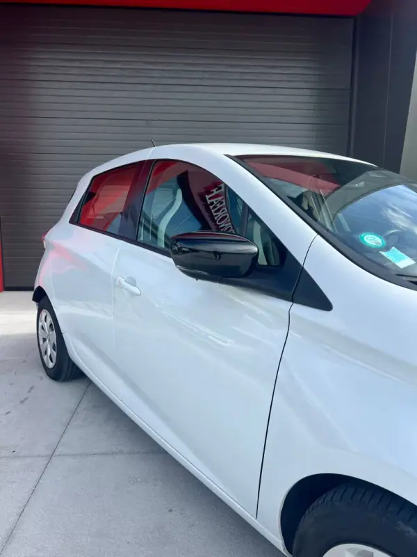 Renault Zoe 2021 - 20000 EUR, 29355 km - AUTO.MOTO.pt - 29355km - foto 6 de 21