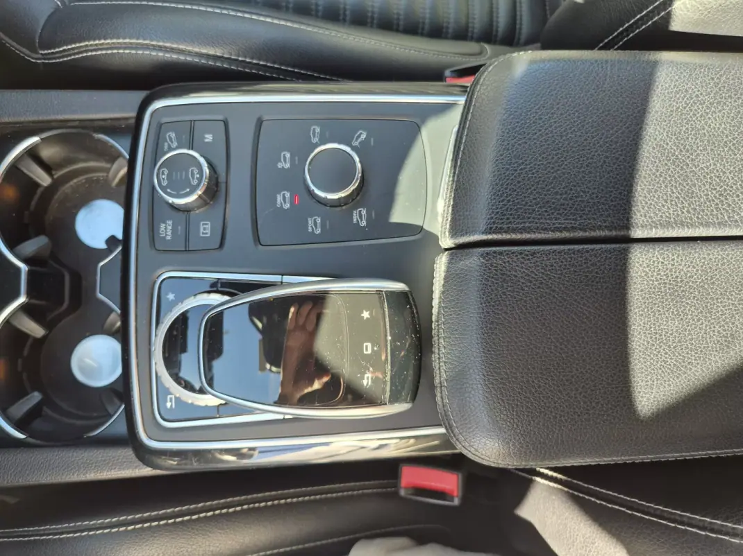 Mercedes-Benz GLS 350 2016 - 45000 EUR, 115000 km - 115000km - foto 38 de 44