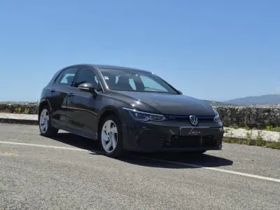 Volkswagen Golf 2020 - 23890 EUR, 47169 km - AUTO.MOTO.pt - 47169km - foto 3 de 36