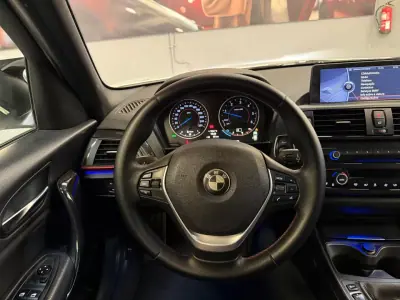 BMW 116 2014 - 10900 EUR, 230000 km - AUTO.MOTO.pt - 230000km - foto 16 de 22