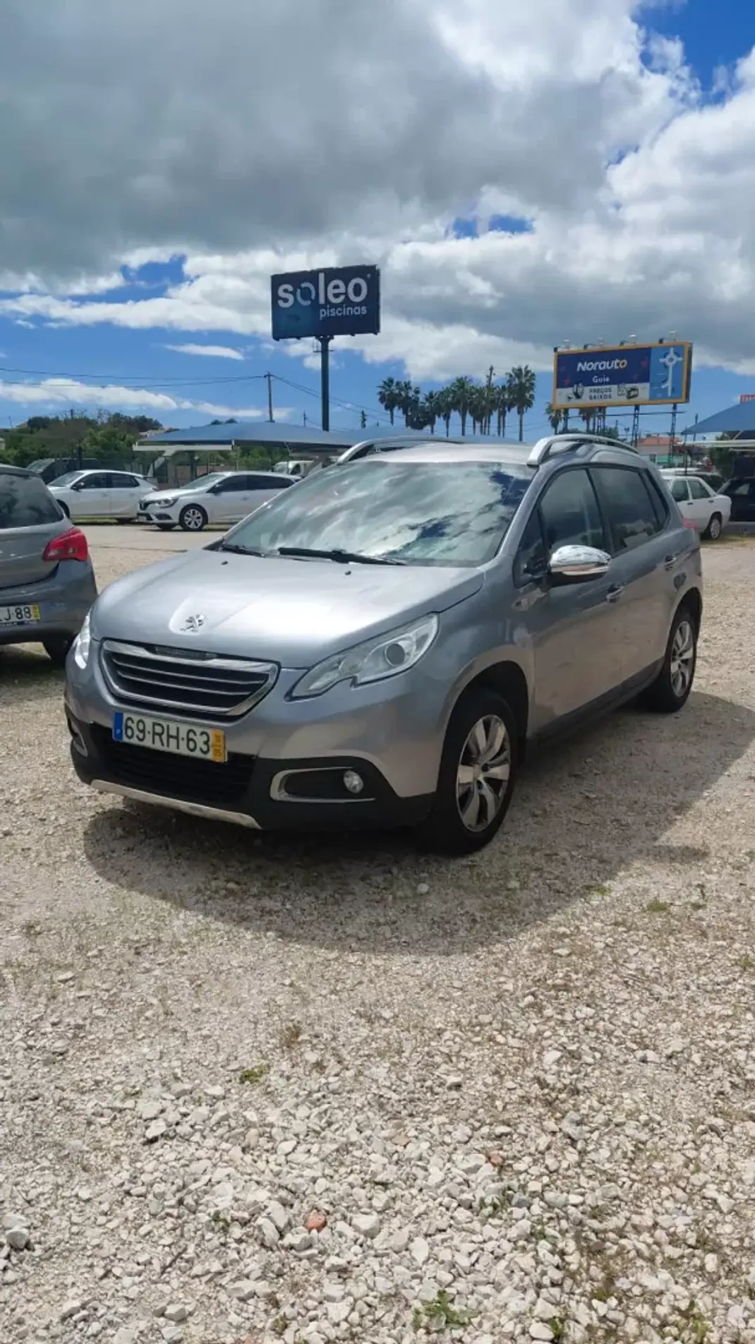 Peugeot 2008 2016 - 9900 EUR, 65000 km - AUTO.MOTO.pt - 65000km - foto 1 de 6