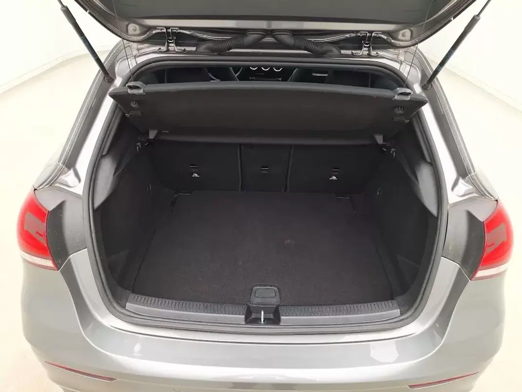 Mercedes-Benz A 180 2022 - 29590 EUR, 50171 km - AUTO.MOTO.pt - 50171km - foto 11 de 11