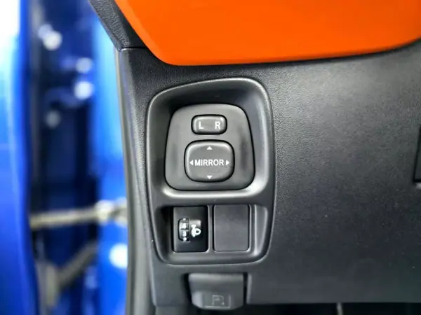 Citroën C1 2018 - 8990 EUR, 84800 km - AUTO.MOTO.pt - 84800km - foto 23 de 40
