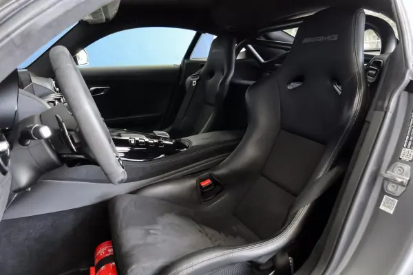 Mercedes-Benz AMG GT 2021 - 267500 EUR, 15250 km - AUTO.MOTO.pt - 15250km - foto 7 de 22