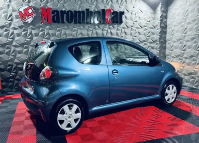 Toyota Aygo 2008 - 4990 EUR, 112320 km - AUTO.MOTO.pt - 112320km - foto 12 de 25