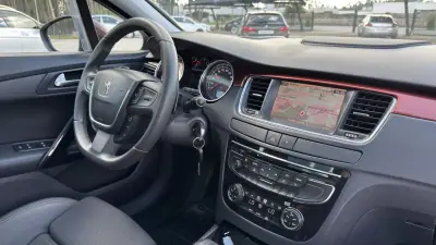 Peugeot 508 RXH 2013 - 9900 EUR, 320000 km - AUTO.MOTO.pt - 320000km - foto 39 de 54