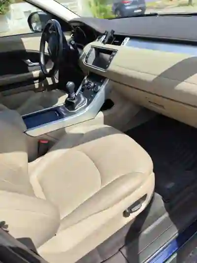 Land Rover Range Rover Evoque 2018 - 21500 EUR, 193800 km - 193800km - foto 7 de 13