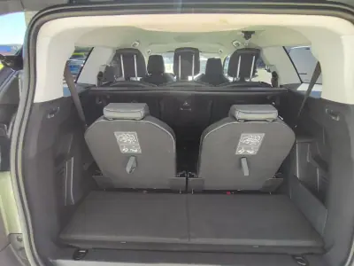 Peugeot 5008 2017 - 15490 EUR, 118000 km - 118000km - foto 17 de 23