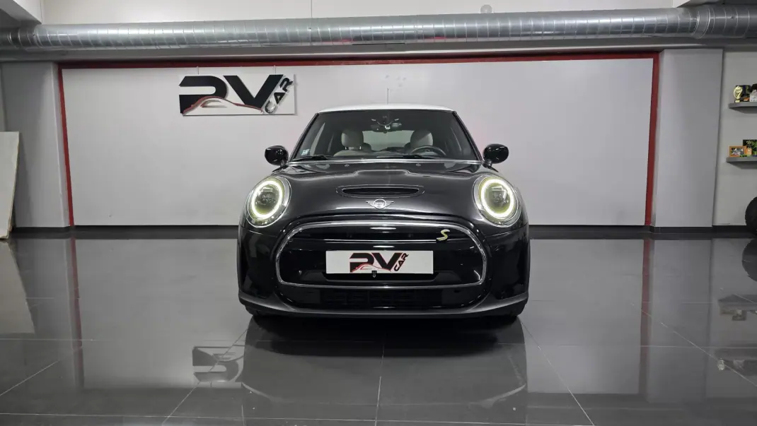 MINI 3 Portas 2022 - 22990 EUR, 19000 km - AUTO.MOTO.pt - 19000km - foto 27 de 37