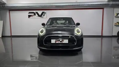 MINI 3 Portas 2022 - 22990 EUR, 19000 km - AUTO.MOTO.pt - 19000km - foto 27 de 37