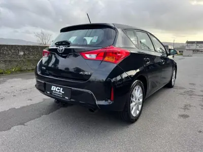 Toyota Auris 2014 - 10990 EUR, 224000 km - AUTO.MOTO.pt - 224000km - foto 7 de 27