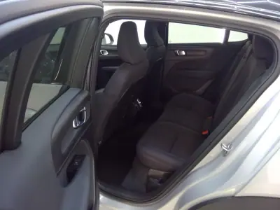 Volvo C40 2021 - 30850 EUR, 80503 km - 80503km - foto 8 de 10